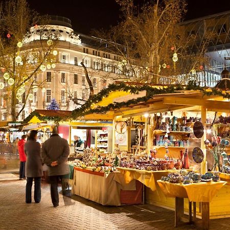 Central Budapest Vadász Street Esterno foto