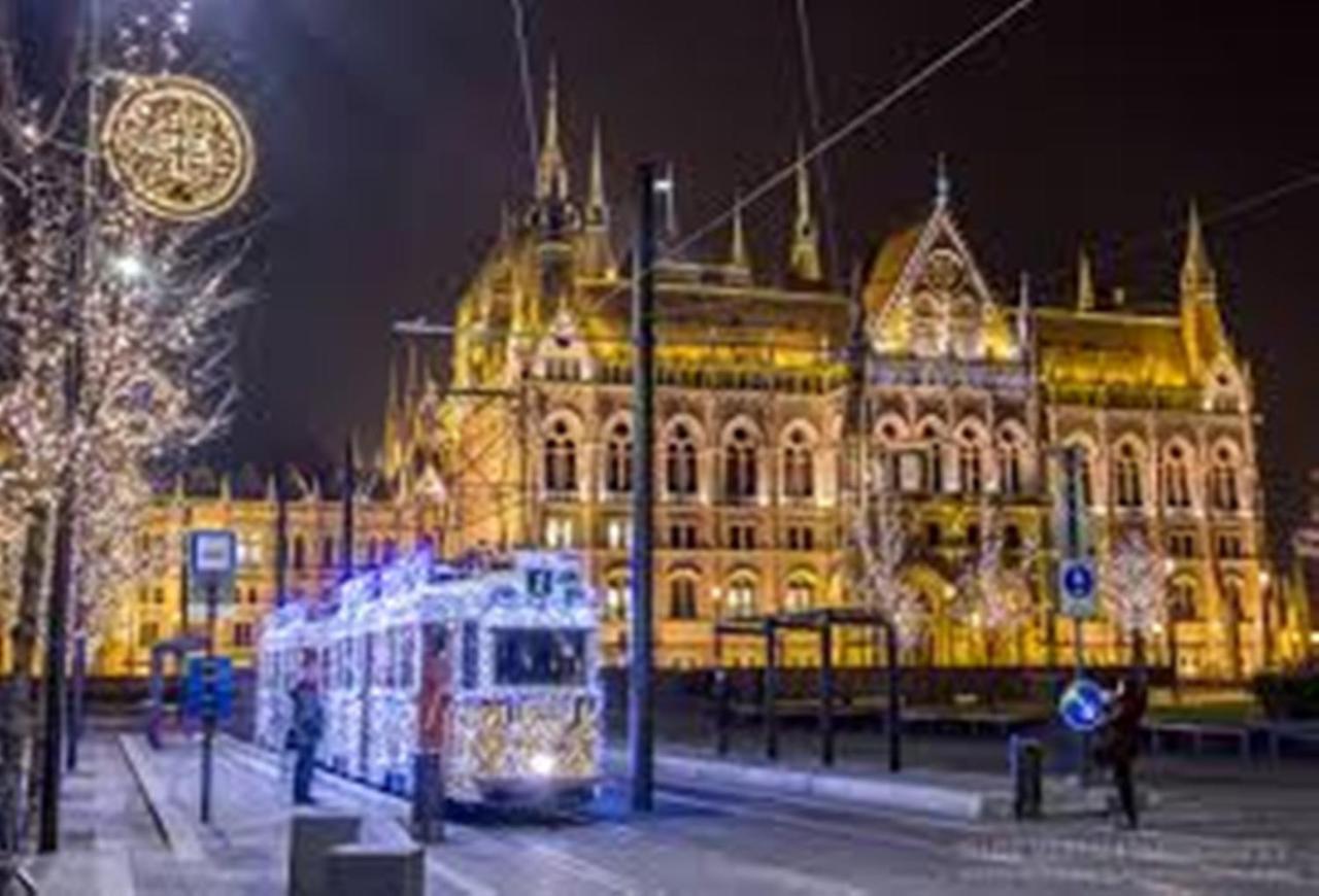 Central Budapest Vadász Street Esterno foto